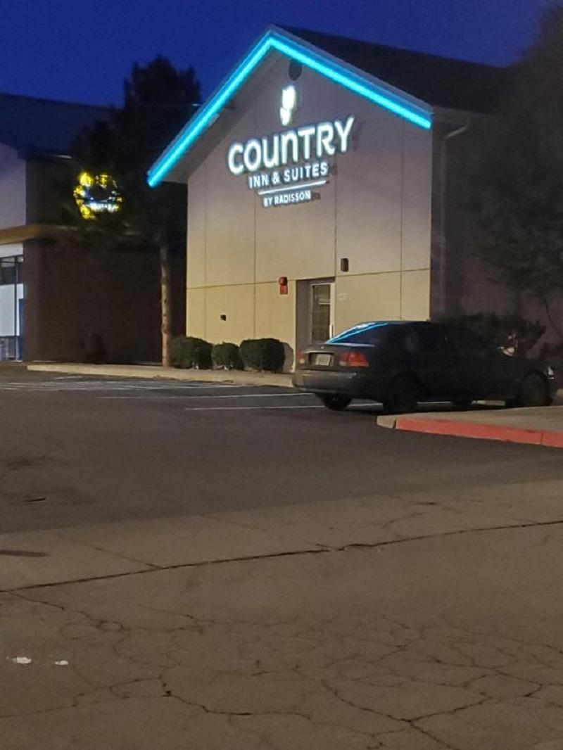 Country Inn & Suites By Radisson, Bend, Or Eksteriør bilde